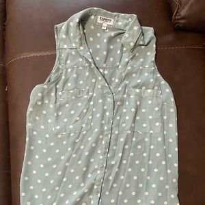 Polka dot button up express blouse ⭐️